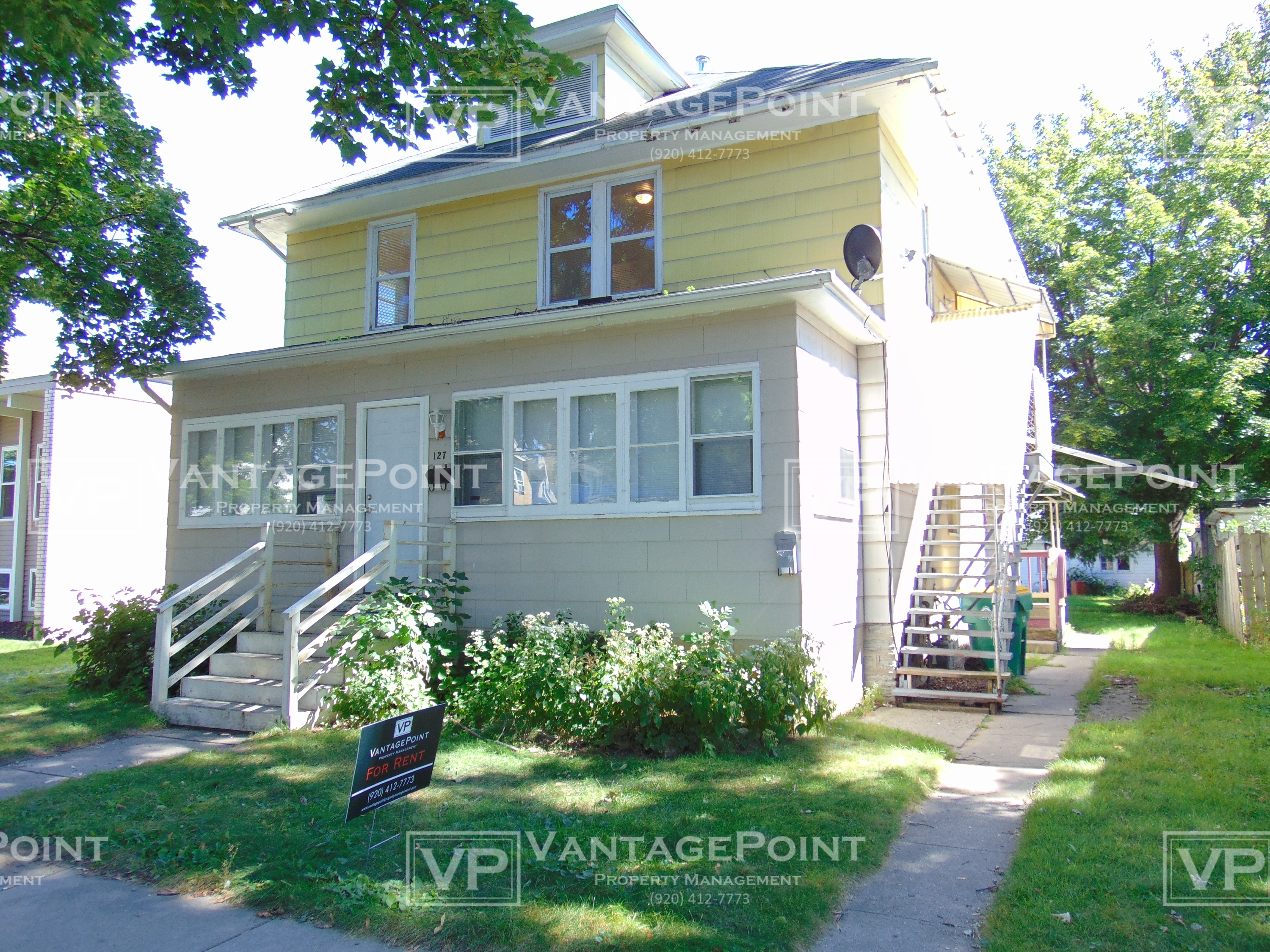 127 South Van Buren Street - Upper