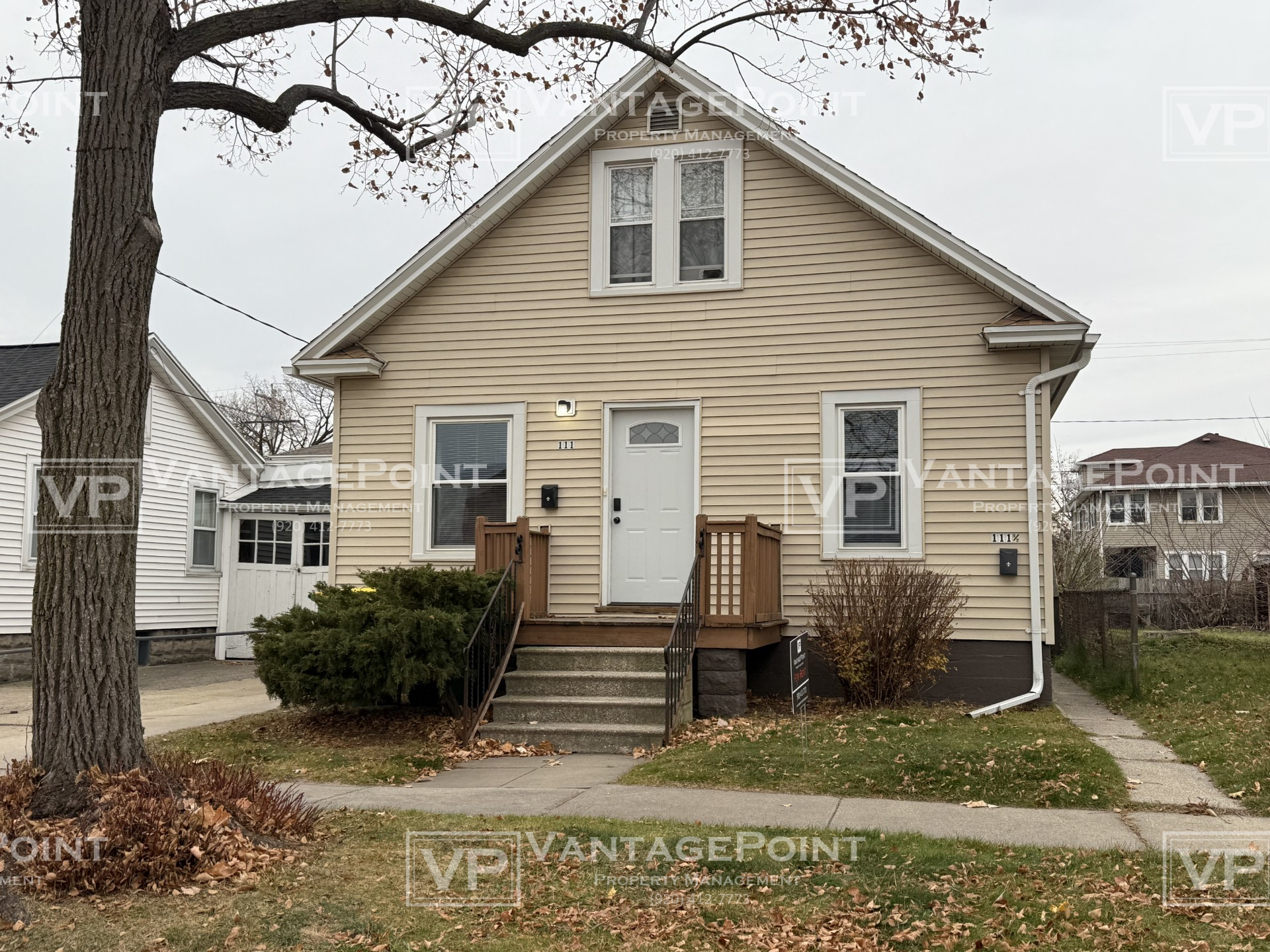 111 North Van Buren Street - Lower