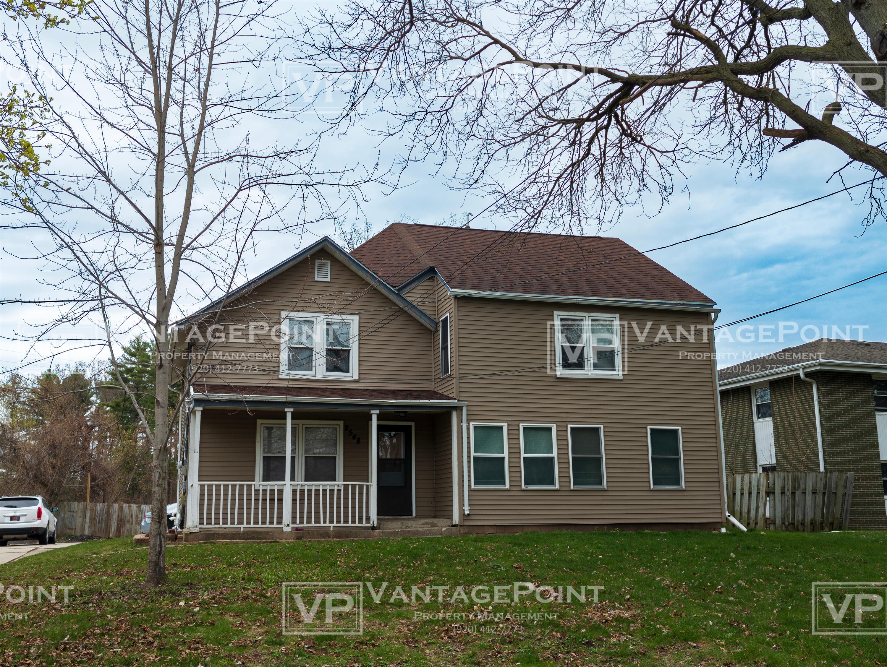 2548 Shawano Avenue - Upper