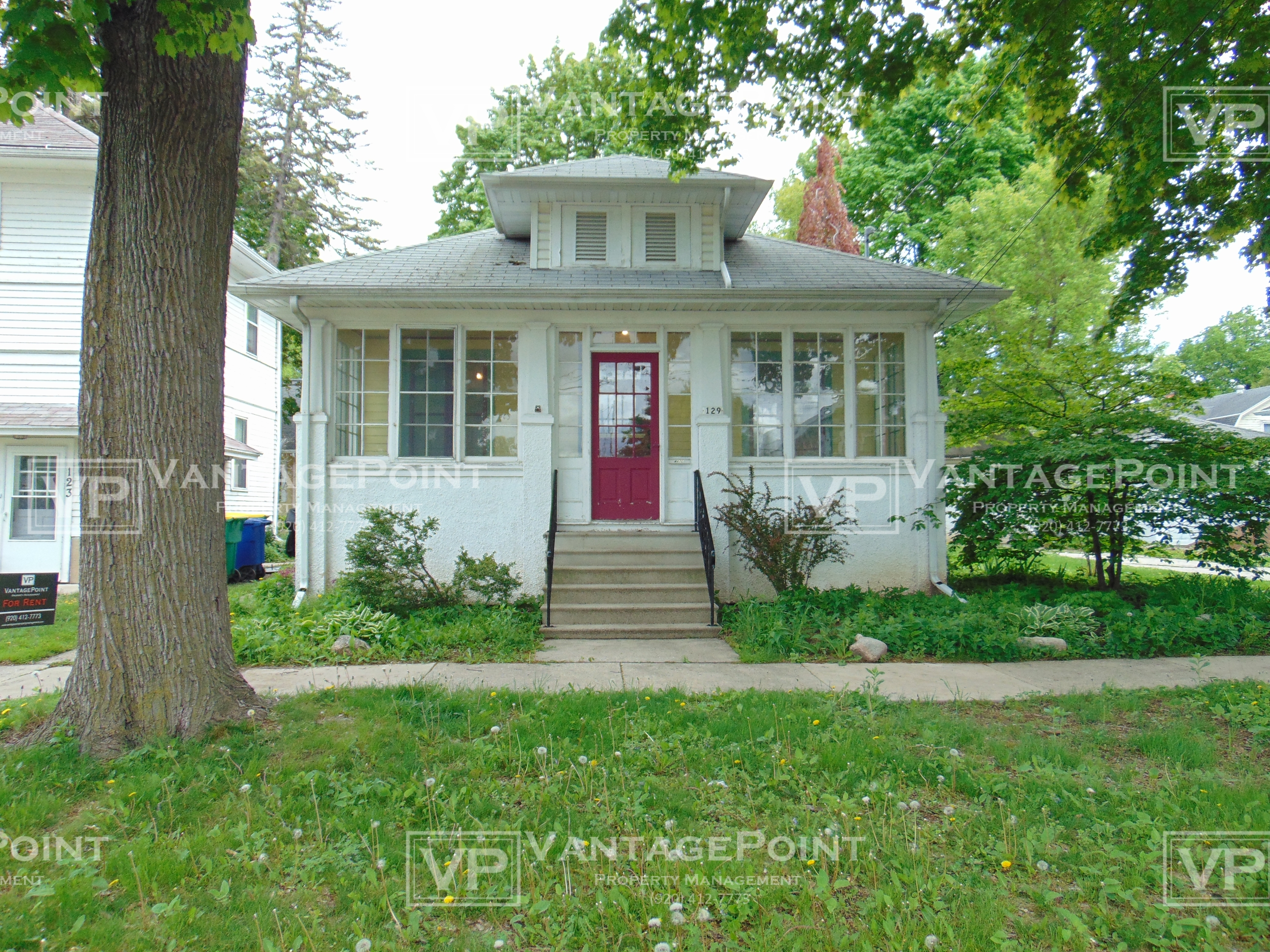 129 Oak Street