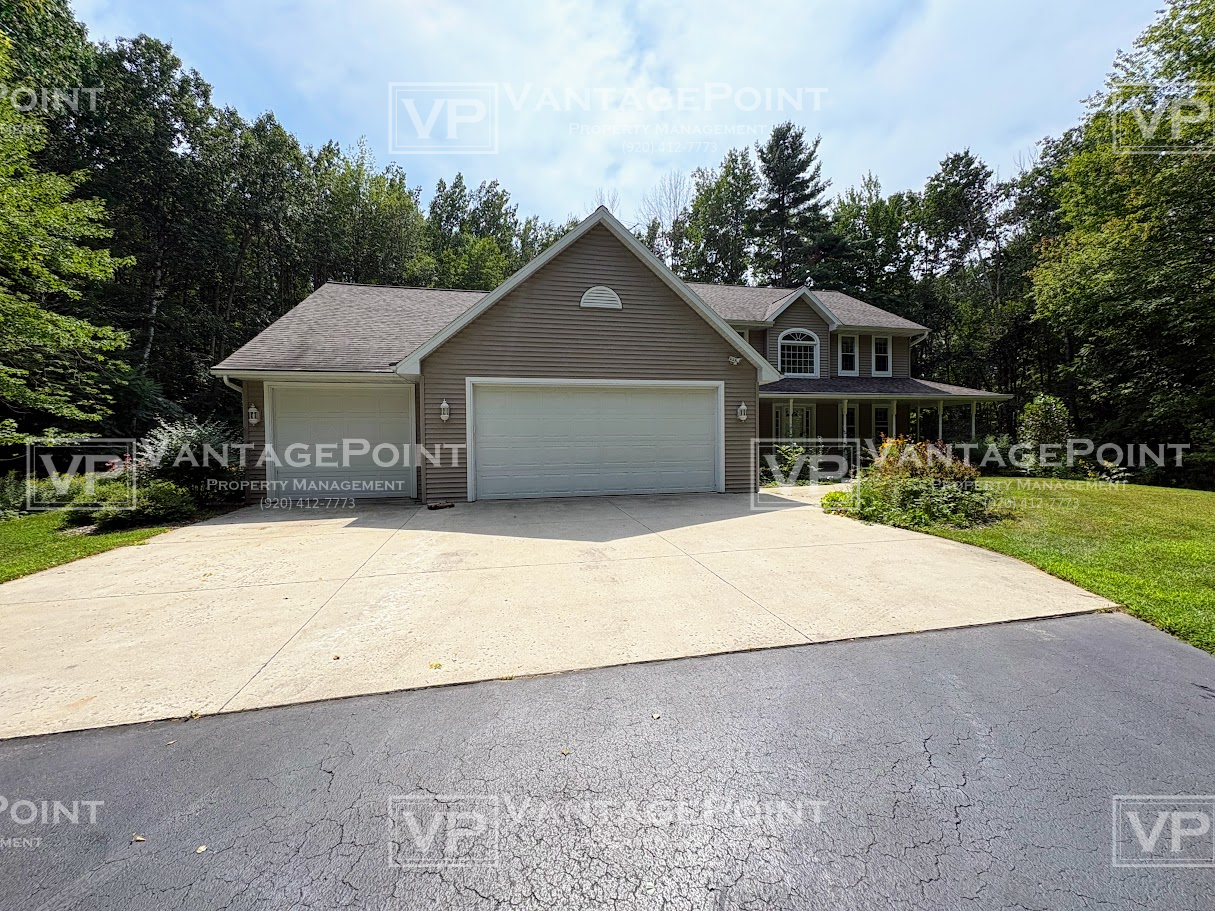 1891 Pinewood Trail