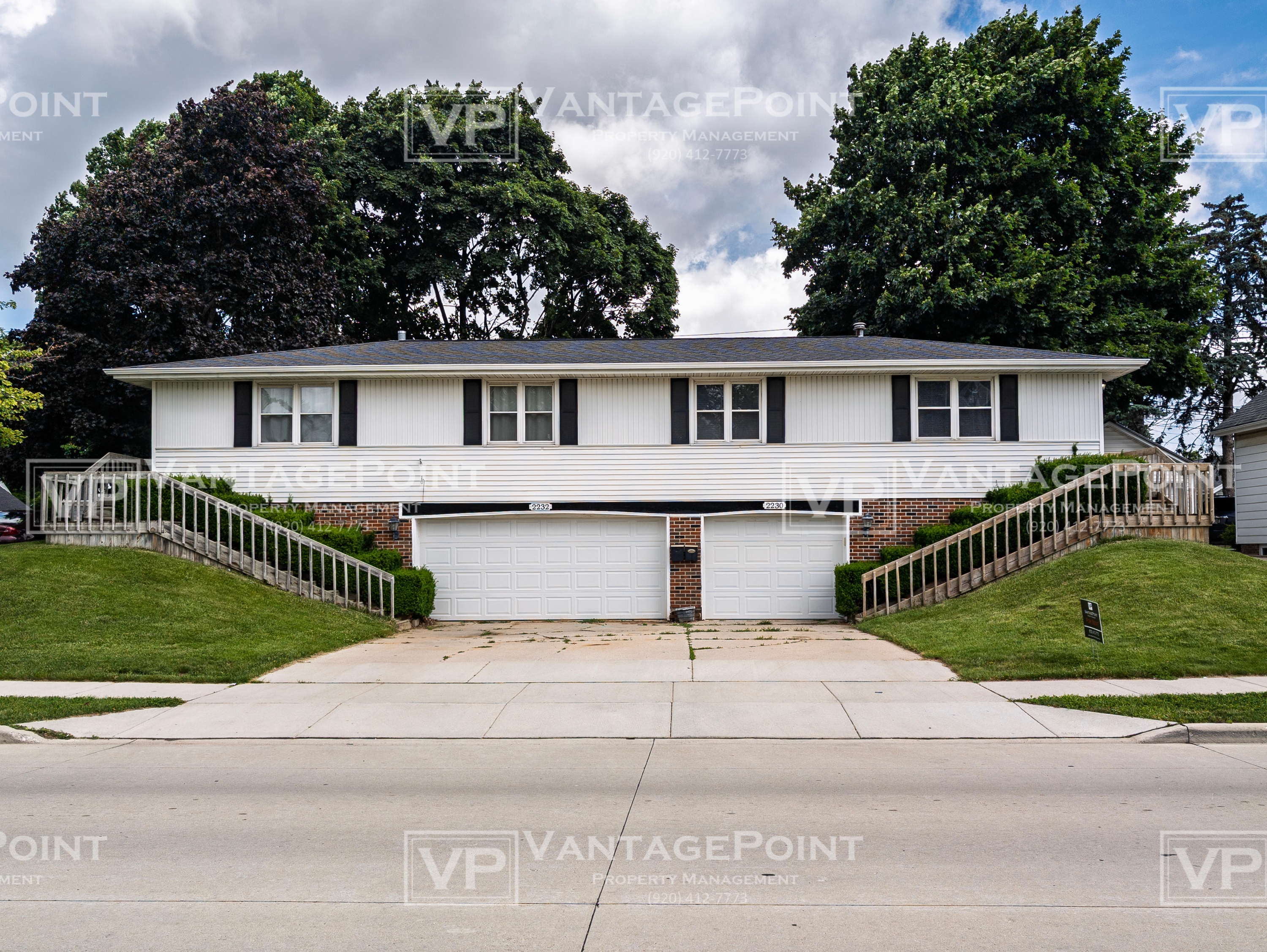 2230 Waldo Boulevard