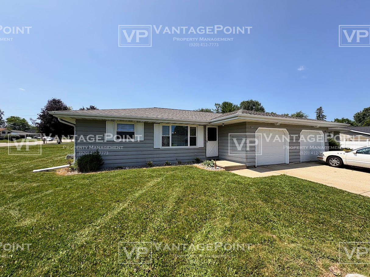 827 Glenpark Drive
