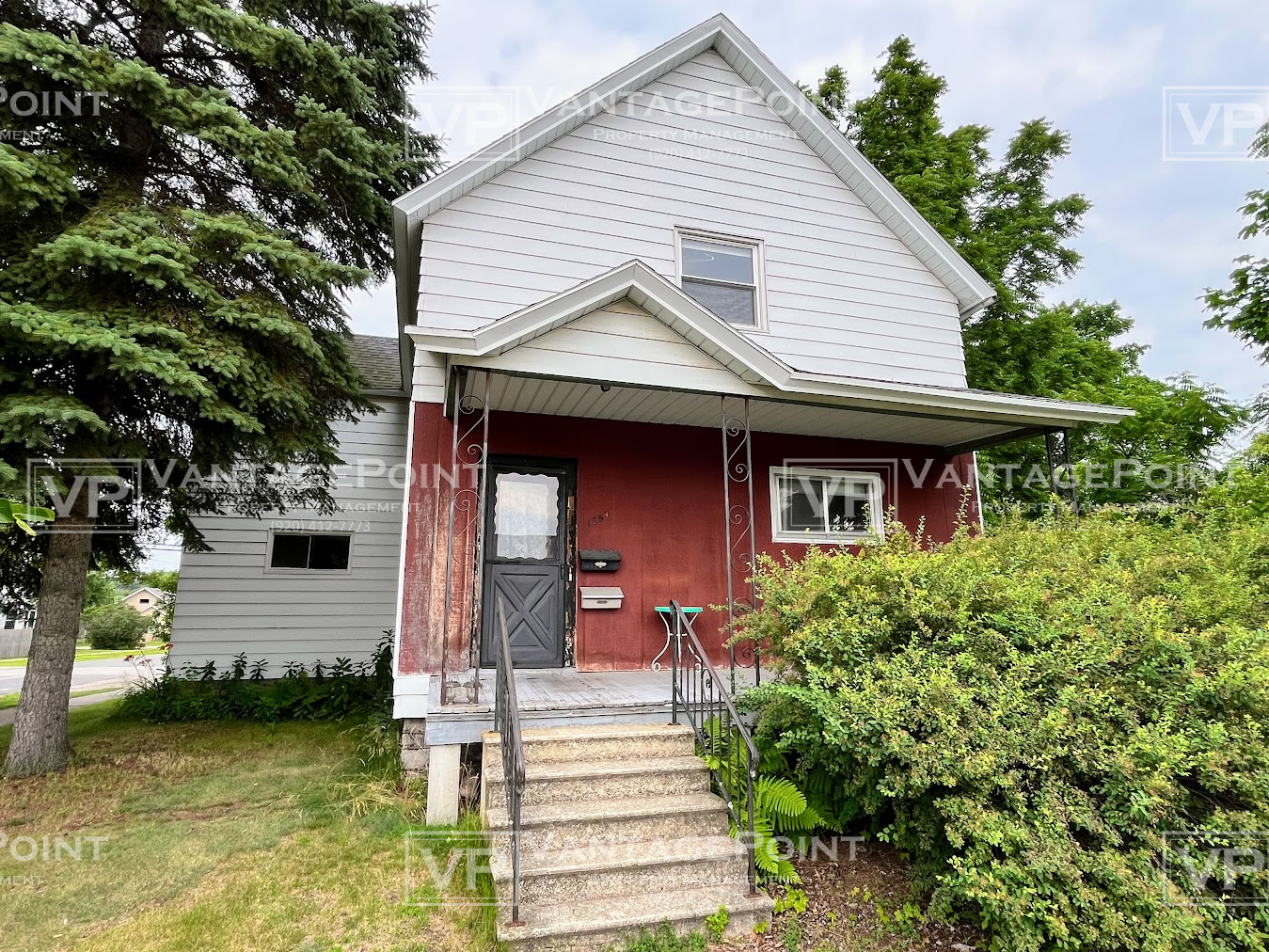 1357 Pierce Avenue - Lower