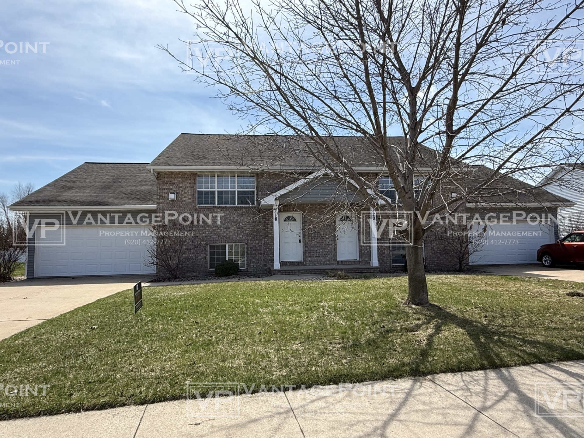 118 East River Drive - 118